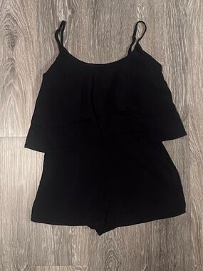 Forever 21 Black Sleeveless Ruffle Romper